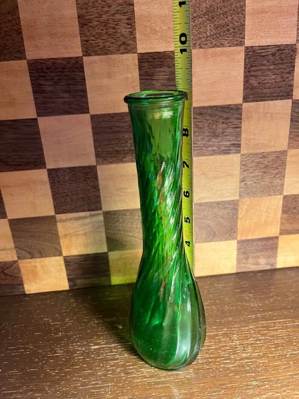 Emerald Green Swirl Bud Vase A918